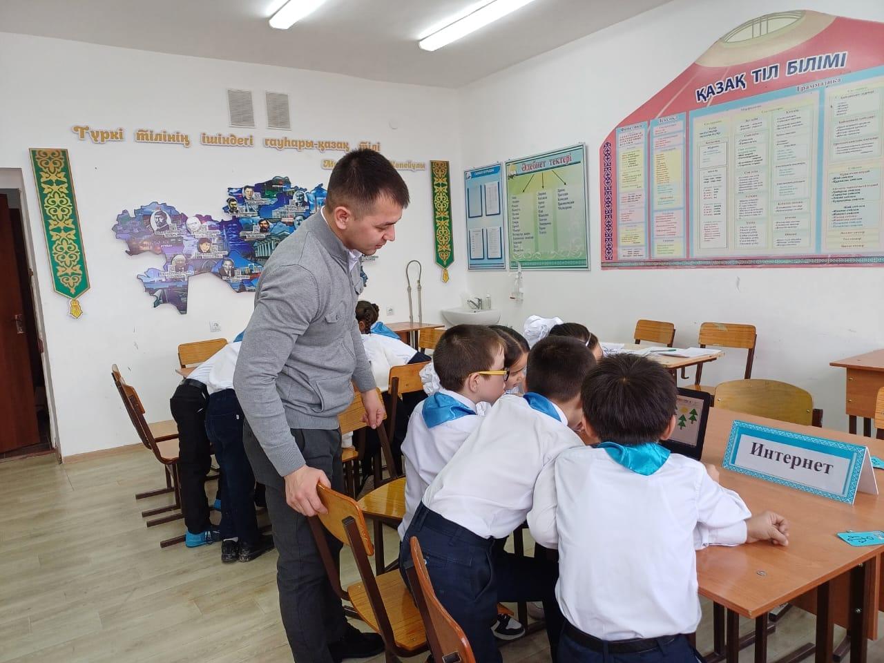 Информатика алғырлары